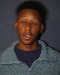 Yesterday she loathed me! BAH! Now today SHE LOVES ME!💌 EEEEE! What an  amazing cast! Also shoutout to our SM @jenna.dumelle