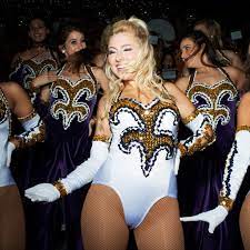 Celebrity camel toes on barnorama. Lsu Golden Girls Vs Coquettes Gamecockcentral Com