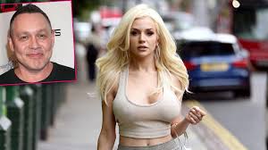Courtney stodden says they have accepted chrissy teigen's apology for bullying them on social media when stodden was a teen, but is disputing that teigen tried to reach out to them privately. Courtney Stodden Reveals She Tried To Commit Suicide By Hanging