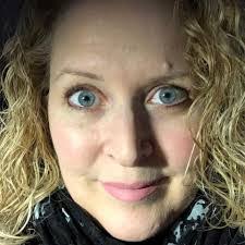 Melody Whitehead's Instagram, Twitter & Facebook