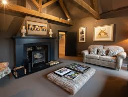 A country style living room can come in a variety of colours depending on your personal taste. Cosy Country Living Room Interior Design Landhausstil Wohnbereich Hampshire Von Zara Christie
