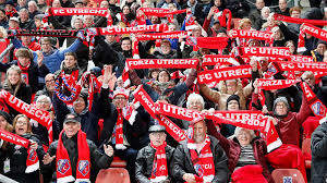 Fc utrecht extreme football tourism netherlands fc utrecht download wallpapers fc utrecht dutch football club red metal texture metal logo emblem Ouderen