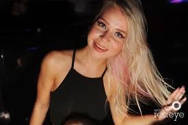 Kimberly Aune's Instagram, Twitter & Facebook