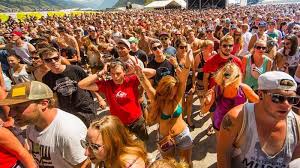 From arrival to daysaver ticket you can find all information about program/lineup, camping site, approaching tips or other visitor information here. Gampel Rettung Nahte Musik Festival Jubilaum Musikfestival