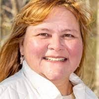 Lisa Wheadon's Instagram, Twitter & Facebook