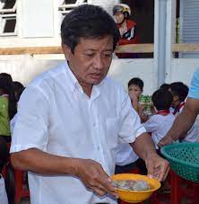 Kết quả là nhiều xe sang, ô tô biển đỏ, quán nhậu… chiếm vỉa hè bị xử lý. Ong Ä'oan Ngá»c Háº£i BÆ°ng Phá»Ÿ Má»i Há»c Sinh á»Ÿ U Minh Vietnamnet