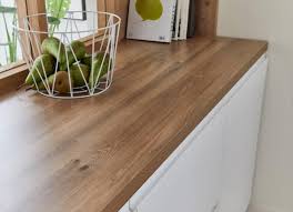 C'est pourquoi nous avons dédié toute notre expertise à cet élément en particulier, vous proposant près de 60 coloris et matériaux différents pour ouvrir. Plan De Travail Stratifie Effet Chene Boreal Mat L 300 X P 65 Cm Ep 38 Mm Leroy Merlin