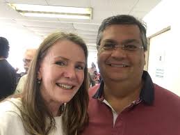 Com governador do Maranhão Flávio Dino,... - Vanessa Grazziotin ...