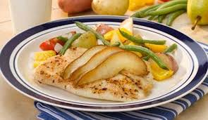 Si definisce alla mugnaia un metodo classico di preparazione del pesce che consiste nella sua infarinatura e successiva rosolatura nel burro. Ricetta Rombo Alle Pere Le Ricette Di Buonissimo