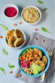 In this savory quinoa muffin recipe, grated apple adds moisture, quinoa adds protein and sharp cheddar cheese makes these healthy muffins a perfect pairing for soups and stews. 35 Quinoa Recipes For Kids Bucket List Tummy