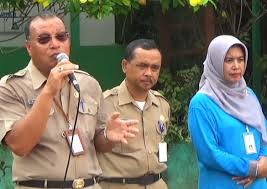 Pengenalan awal bilangan cacah di kelas rendah sekolah dasar. Ciptakan Lingkungan Sekolah Yang Hijau Dan Asri Smp Negeri 22 Tanam Berbagai Jenis Pepohonan Borneo Update