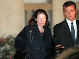 Pour la première fois, anne pingeot, la compagne clandestine de françois mitterrand durant 33 ans, s'exprime alors que vient de paraître la correspondance que l'ancien président a entretenue avec elle. Anne Pingeot Influente Et Fidele Maitresse De Mitterrand