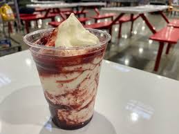 Costco Vs Sam S Club Food Court Comparison Menu Reviews Prices And Photos Cheapism Com