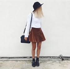 Resultado de imagem para roupas tumblr