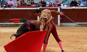 Puerta Grande para el Fandi y Adame en la primera de postín