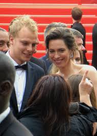 Kezdés dátuma 2018 október 21. Rebecca Hall Steckbrief Promi Geburtstage De