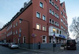 Located in the heart of the energetic rheinauhafen business district, the hotel's prime location allows visitors to walk all over the. Hotel Lyskirchen In Koln Ubernachtungsreport Reise Wahnsinn