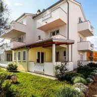 Das haus magdalena bietet eine hervorragende unterkunft für einen badeurlaub in krk. Ferienzimmer Haus Magdalena Krk Kroatien Adriaforum Com