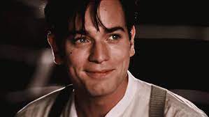 Born 31 march 1971) is a scottish actor who has starred in various film and musical roles. The Intense Drama Of My Early 2000s Ewan Mcgregor Yahoo Group Nerdist
