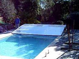 abri piscine plat telescopique repliable coulissant non motorise poolabri youtube small backyard pools swimming pool enclosures backyard pool