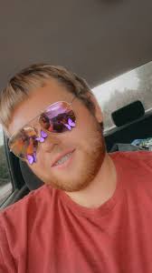 Me looking for a fck to give 😂🙏🏻