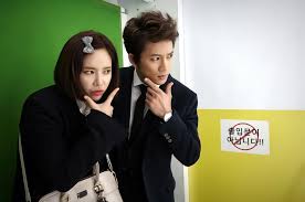 Kill me, heal me is a drama marked the return of writer jin soo wan after 3 years absence since the hot drama the moon that embraces the sun. K Drama Time Machine Ji Sung Incredible Acting Powers Up Kill Me Heal Me