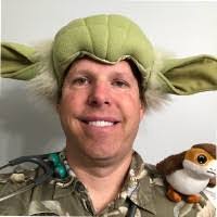 Jeremy Roscoe's Instagram, Twitter & Facebook