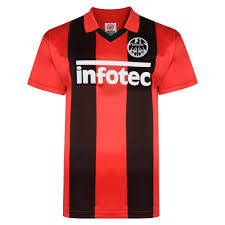 Visit our eintracht frankfurt shop today with speedy delivery at unisport. Eintracht Frankfurt 1982 Trikot Shirt Eintracht Frankfurt Retro Jersey Score Draw