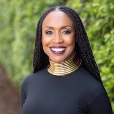 Sidney Clifton's Instagram, Twitter & Facebook