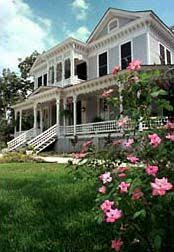 Americus Garden Inn Bed And Breakfast In Georgia Was Built Before The Civil War In 1847 Historic Southwest Be Bed And Breakfast Americus Southern Mansions