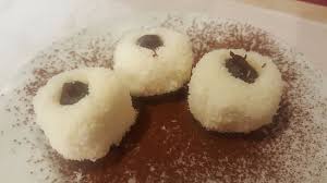 Ingredienti per circa 20 dolcetti. Dolci Al Cocco Picture Of Bolpetta Bologna Bologna Tripadvisor