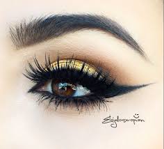 Black And Yellow Eyeshadow Black And Yellow Golden Eyeshadow Yellow Makeup Yellow Eye Makeup Yellow Eyeshadow