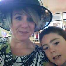 Local Women Wearing Hats– Photos Chica Boom Chica Boom