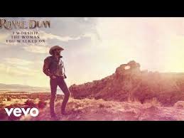 Love It Music Videos Vevo Country Music Videos Music Videos