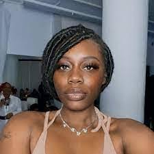 Tiara Hendrix's Instagram, Twitter & Facebook