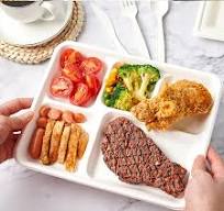 Disposable Compostable Rectangle Lunch Bagasse Sugarcane 5 Compartment Food  Tray