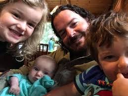 Dana Frost's Instagram, Twitter & Facebook