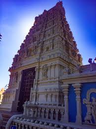 132 this practice in front of a murti may be elaborate in large temples, or be a simple song or mantra muttered in home, or offering made to sunrise or. Hindu Temple St Louis Hindu Temple St Louis Architecture Design