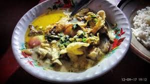 Tinorangsak or tinoransak is an indonesian hot and spicy meat dish that uses specific bumbu (spice mixture) found in manado cuisine of north sulawesi, indonesia. Datang Ke Bandung Pencinta Kuliner Wajib Cicipi Tiga Kuliner Khas Betawi Ini Tribun Jabar