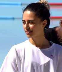 İlk elenme gecesinin yaşandığı survivor'da bir isim adaya veda etti. Survivor 2021 Yarismacilari Yeni Eklenen Tum Yarismacilar