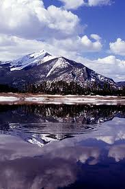 Generally, the ranges included in the rockies stretch from northern alberta and british columbia southward to new mexico , a distance of some 3,000 miles (4,800 km). Rocky Mountains Klexikon Das Kinderlexikon