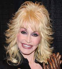 🦋 the official instagram of dolly parton 🦋 bio.site/dollyparton. Datei Dolly Parton Accepting Liseberg Applause Award 2010 Portrait Headshot Jpg Wikipedia