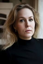 + body measurements & other facts. Hadewych Minis