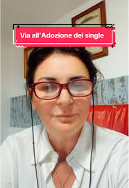 Video di Avvocato AnnaMaria Russolillo (@annamaria.avv_) con Another Brick  In The Wall, Pt. 2 (2011 Remastered Version)