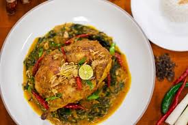 Panggang ayam selama 20 menit di oven dengan suhu 180'c hingga permukaannya menjadi kering dan bumbu tampak melekat dengan baik. Resep Ayam Betutu Khas Bali Masak Pakai Alat Sederhana Di Rumah Halaman All Kompas Com