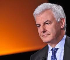 Leonardo: Profumo messo all'angolo tra bugie e reticenze, non risponde a  Candiani; ma ora si apre pure il fronte interno