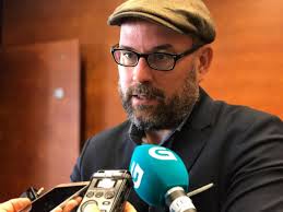 Martiño Noriega pide diálogo para solventar o conflito de En Marea e David  Bruzos nega posibles escisións