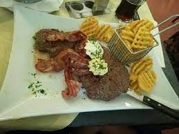 Schöne wanderwege auf und um den heuberg, den nockstein und den gaisberg. Haus Heuberg Xxl Stetten Am Kalten Markt Restaurant Bewertungen Telefonnummer Fotos Tripadvisor