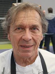 Questions à. Pour René Schmidt, p résident de la MPT, « la notion de lien  est fondamentale » pour cette semaine des arts