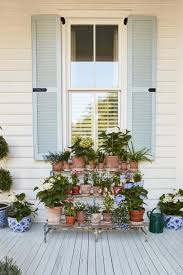 Selecting a green that doesn't remind you of lime aspic can be tricky, but when a green here's the best season for exterior painting. Our Home In Southern Living Julia Berolzheimer